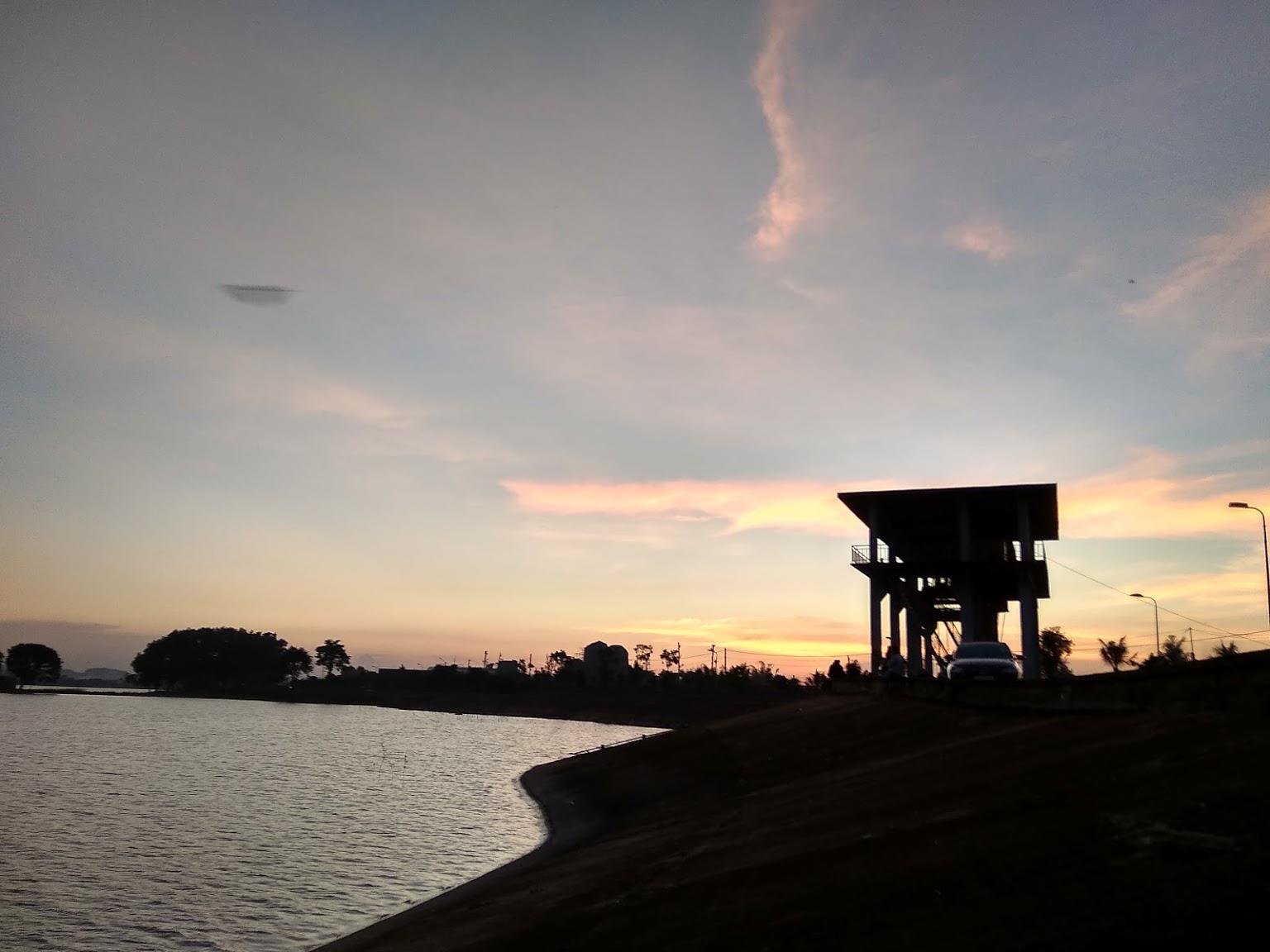 Về Buôn Ma Thuật lãng du trên hồ Ea Kao
