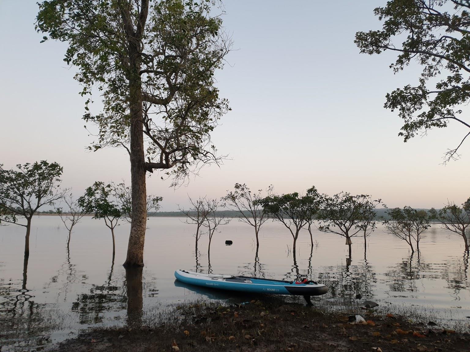 Về Buôn Ma Thuật lãng du trên hồ Ea Kao