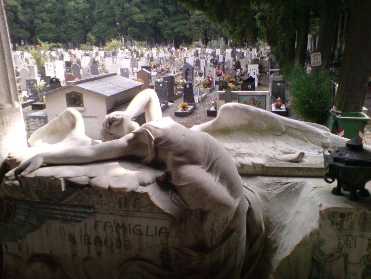 12... nghĩa trang đẹp nhất thế giới