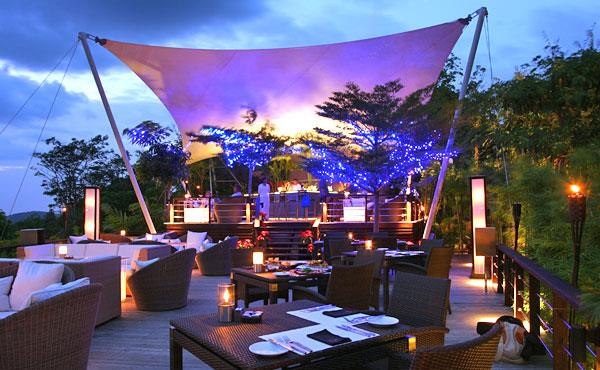 Nhà hàng có view đẹp mê hồn ở Phuket