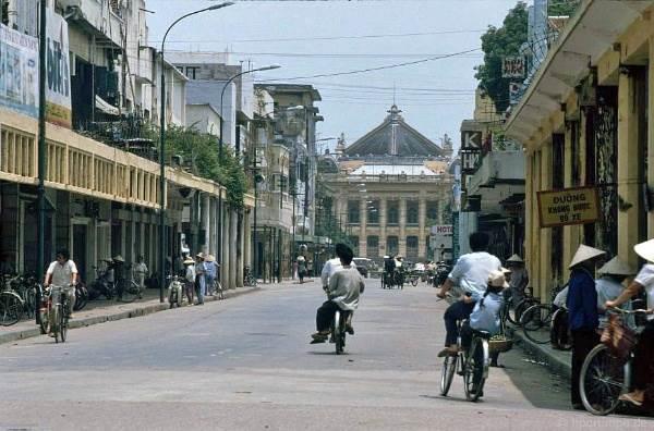 Những hình ảnh độc đáo về phố cổ Hà Nội thập niên 1990