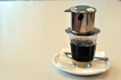 Cách pha cà phê Arabica sử dụng phin cà phê