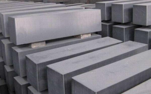 Địa chỉ tin cậy cung cấp các loại điện cực Graphite, tấm Graphite