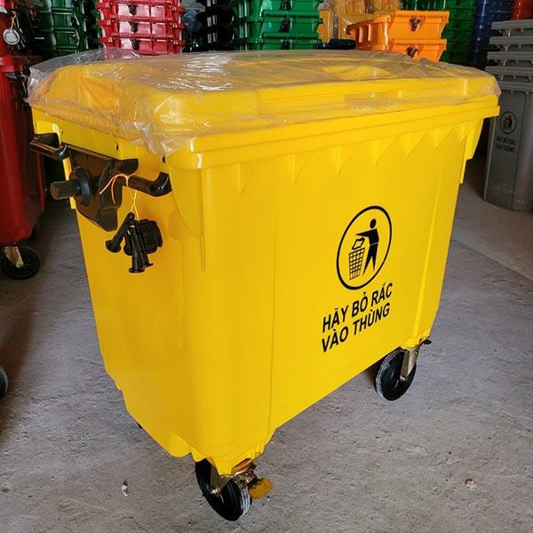 Ứng dụng thực tế thùng rác 240L tại các khu dân cư