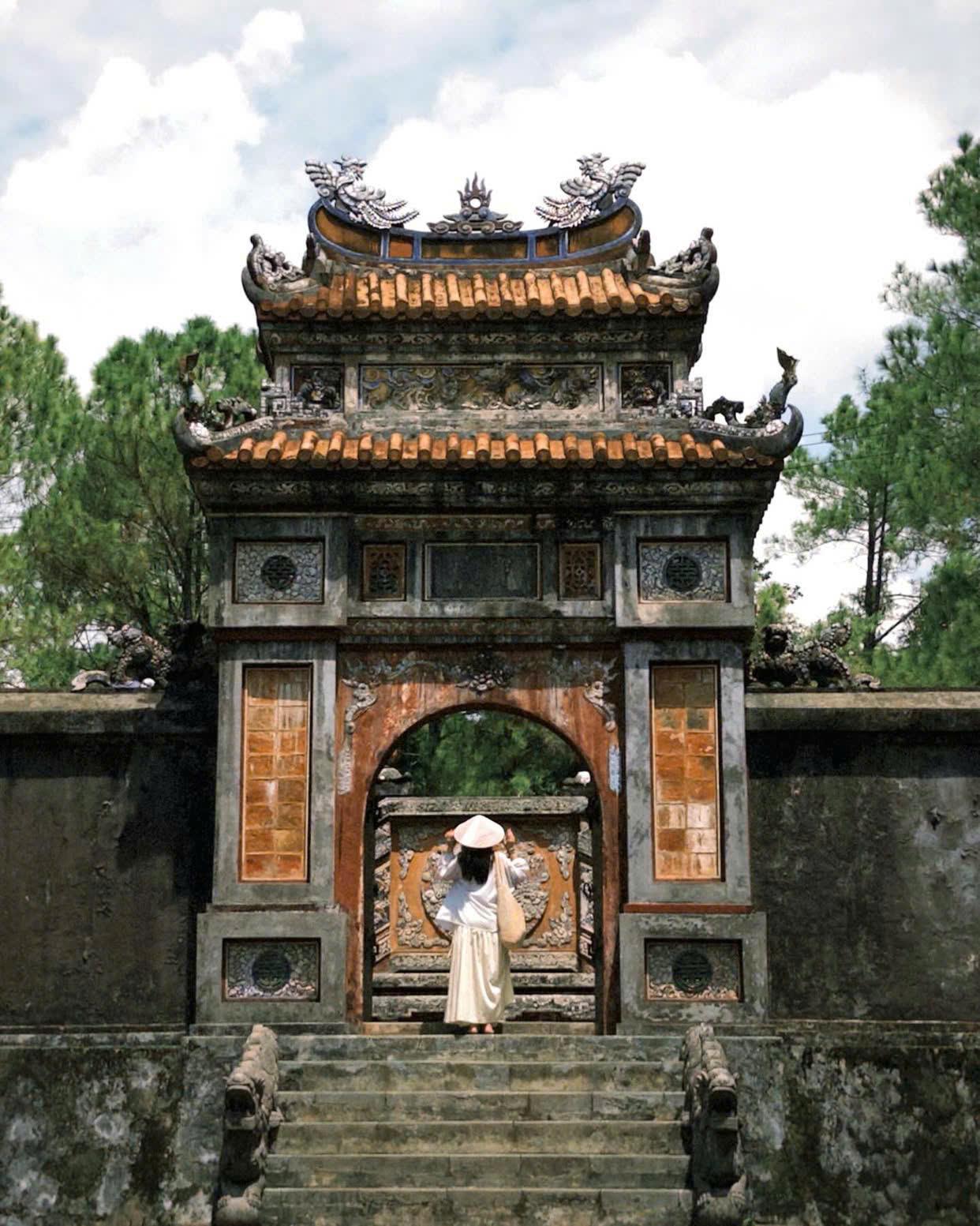 Lăng Tự Đức - “lăng thơ mộng nhất xứ Huế.”