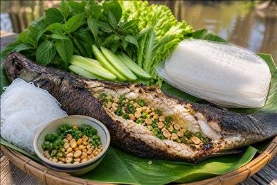 稻草烤黑鱼：熟得均匀、肉汁饱满、不沾灰