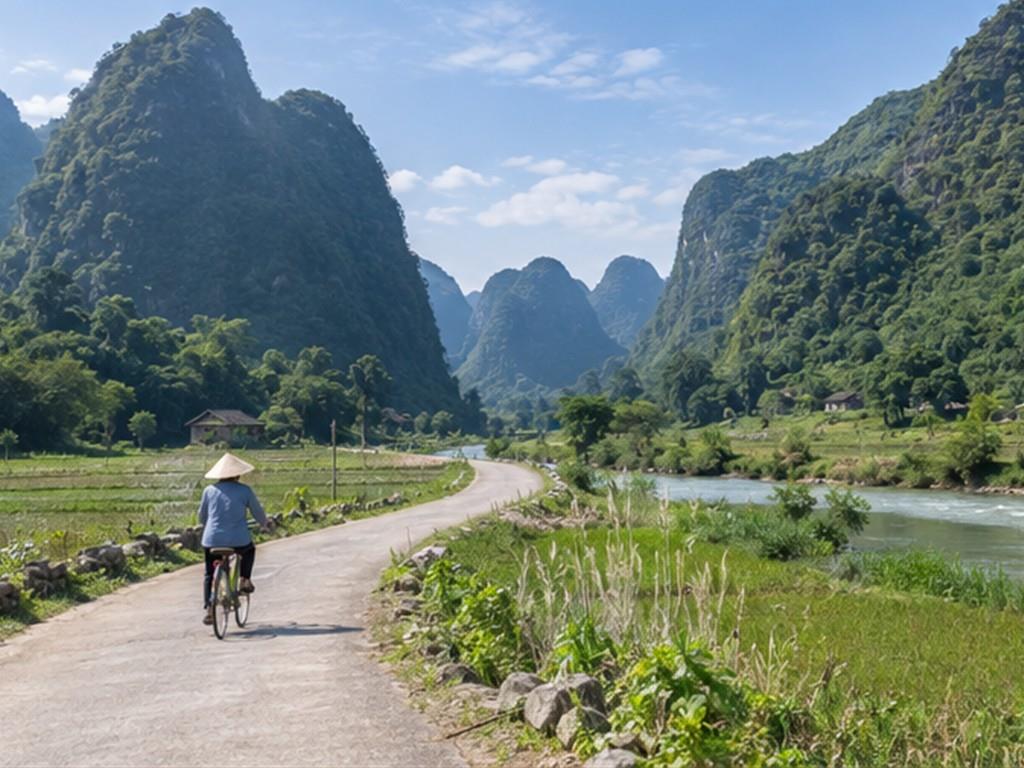 Ngườm Ngao cần giày phù hợp và tuân thủ hướng dẫn trong hang.