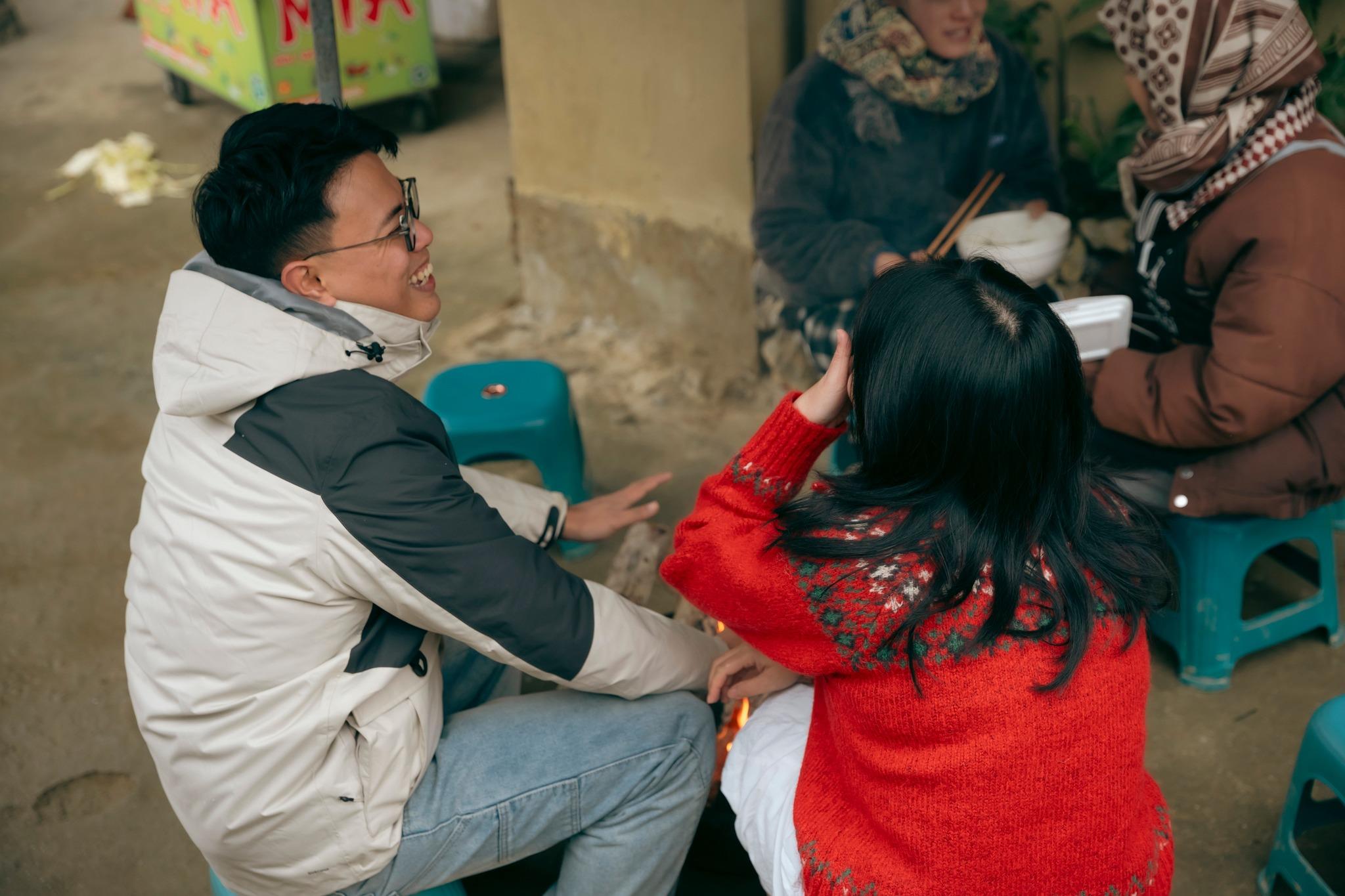 Nhịp sống một ngày bình thường ở Lô Lô Chải