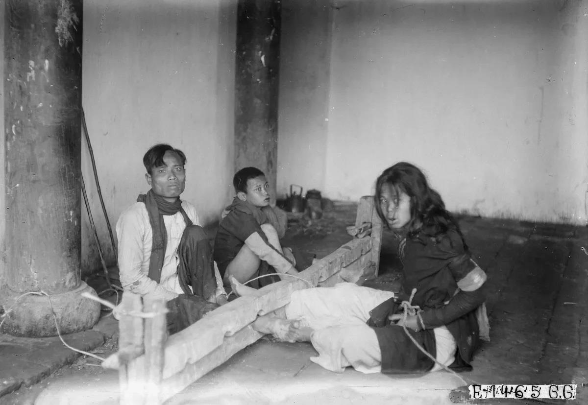[ảnh] Lễ hội Phủ Dầy ở Nam Định thập niên 1920