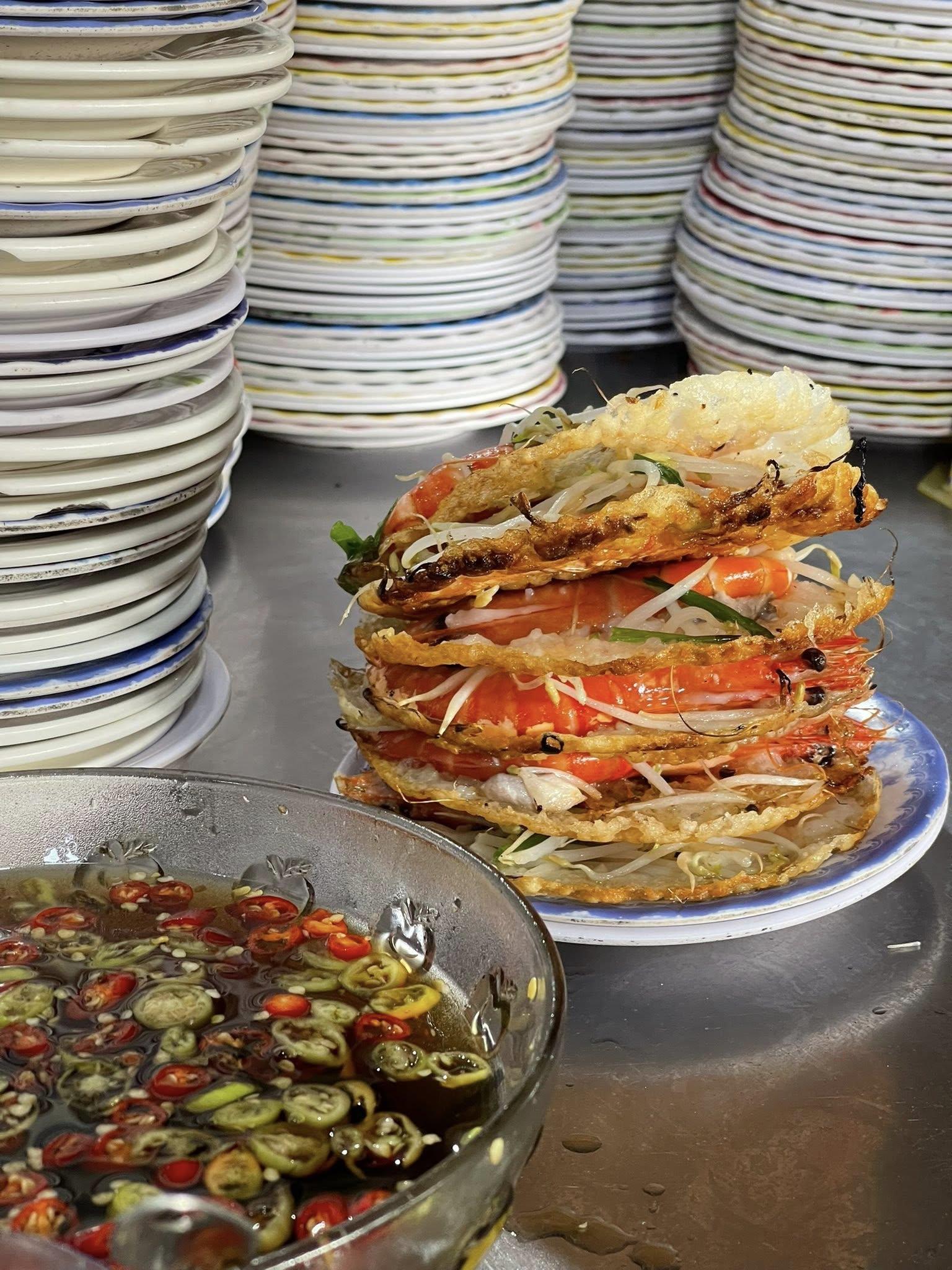 ẨM THỰC HUẾ LỌT TOP NGON NHẤT THẾ GIỚI 2025