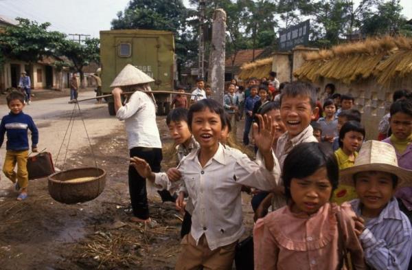 Cuộc sống thanh bình ở nông thôn miền Bắc năm 1987