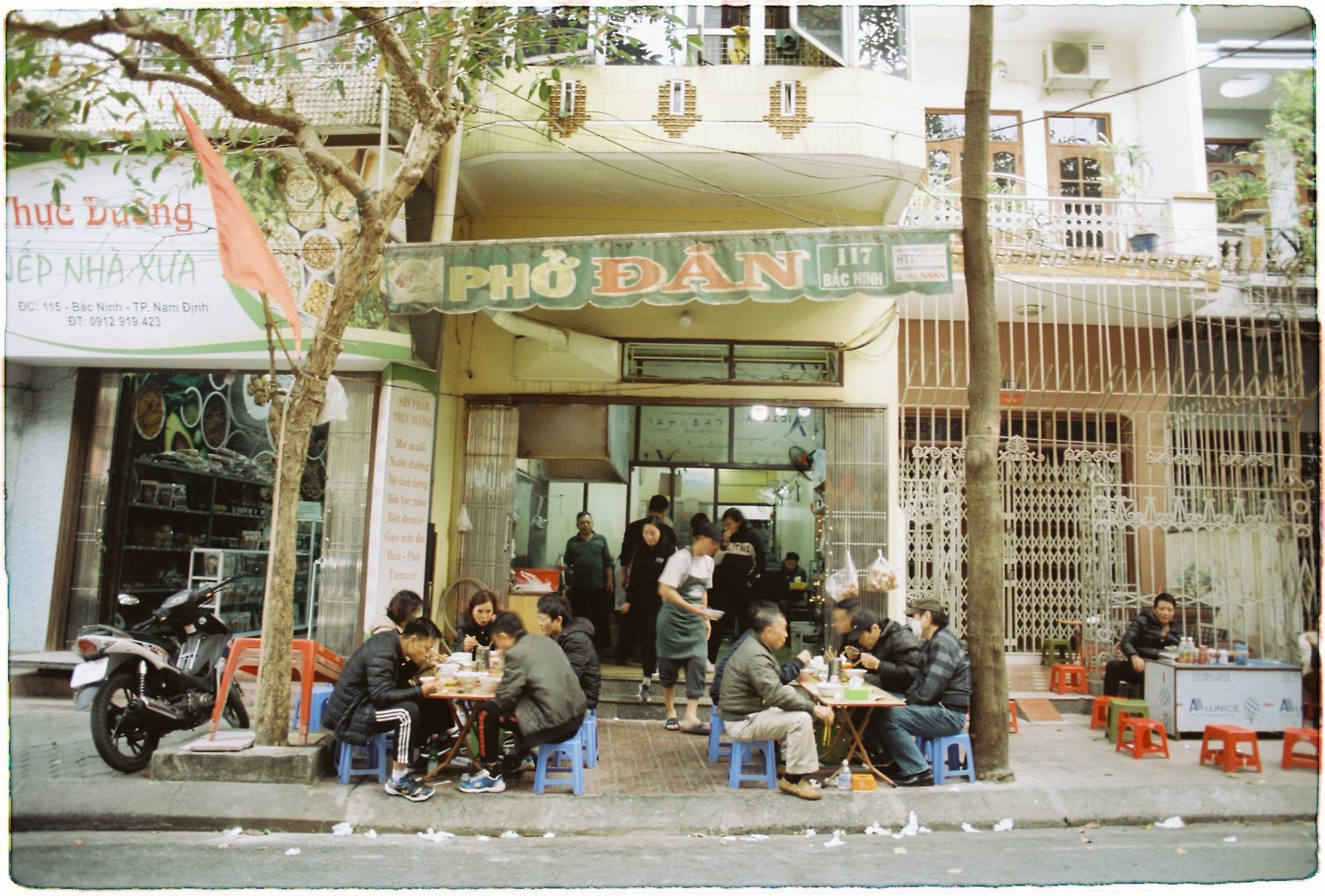 CẢM XÚC THÀNH NAM